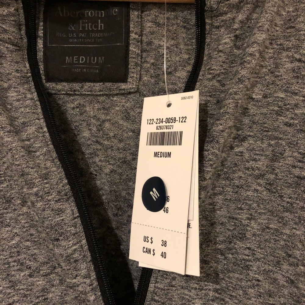 Abercrombie light jacket NWT - Picture 2 of 4